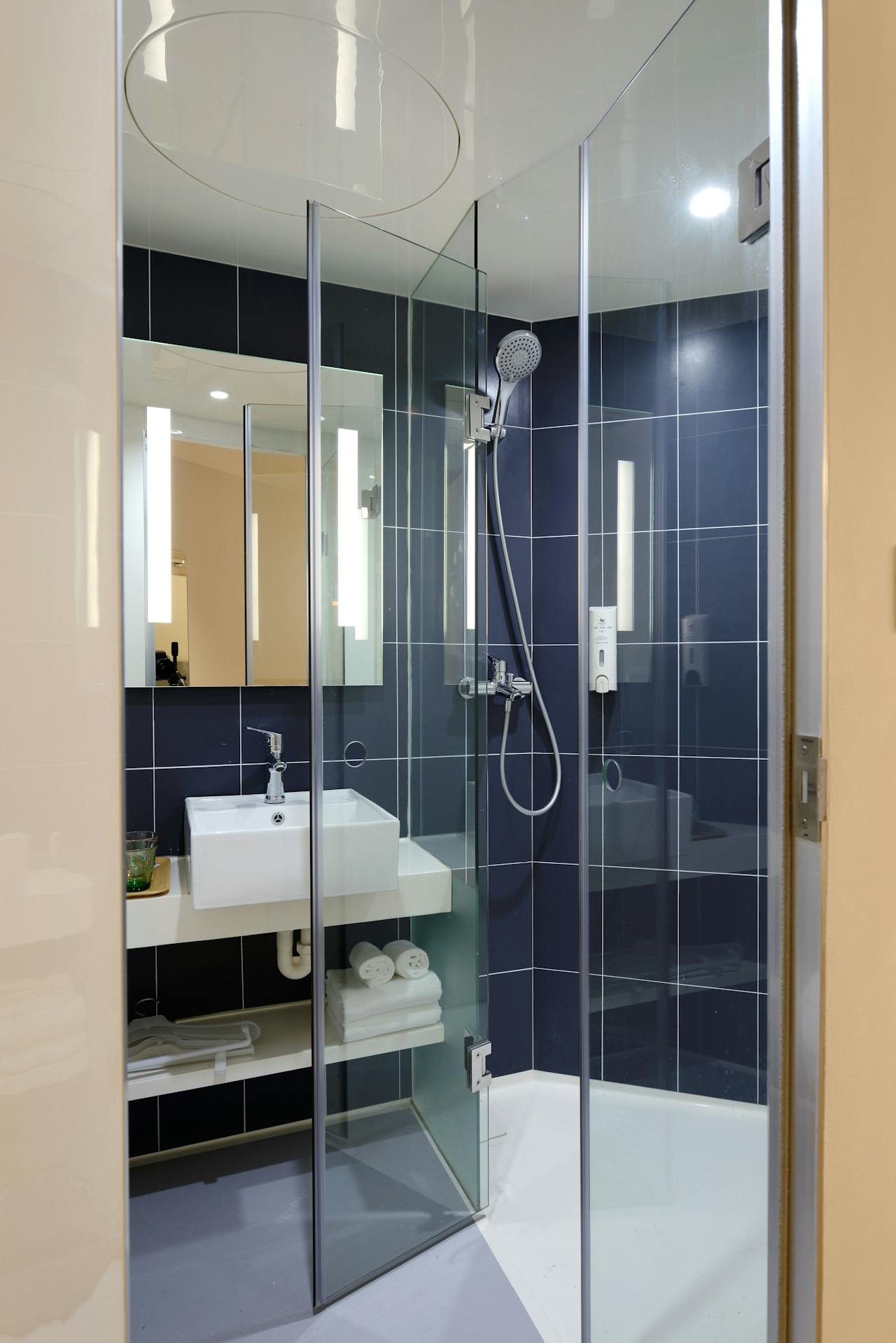 Spotless bathroom after a professional cleaning in Franklin, TN